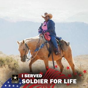 Meet your Posher, Nakisha